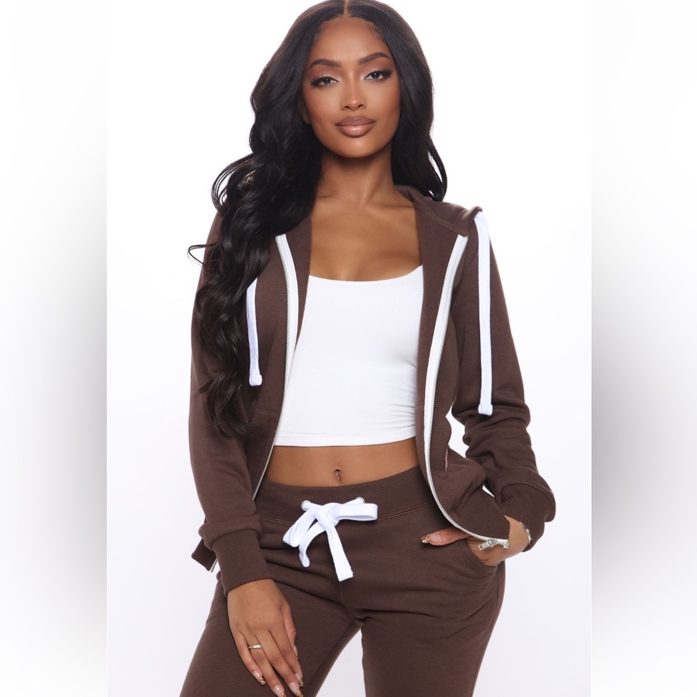 Relaxed vibe FN zip up hoodie